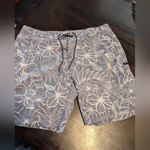 JCrew Swim Trunks, Mens 36. Grey/White Aloha Pattern.